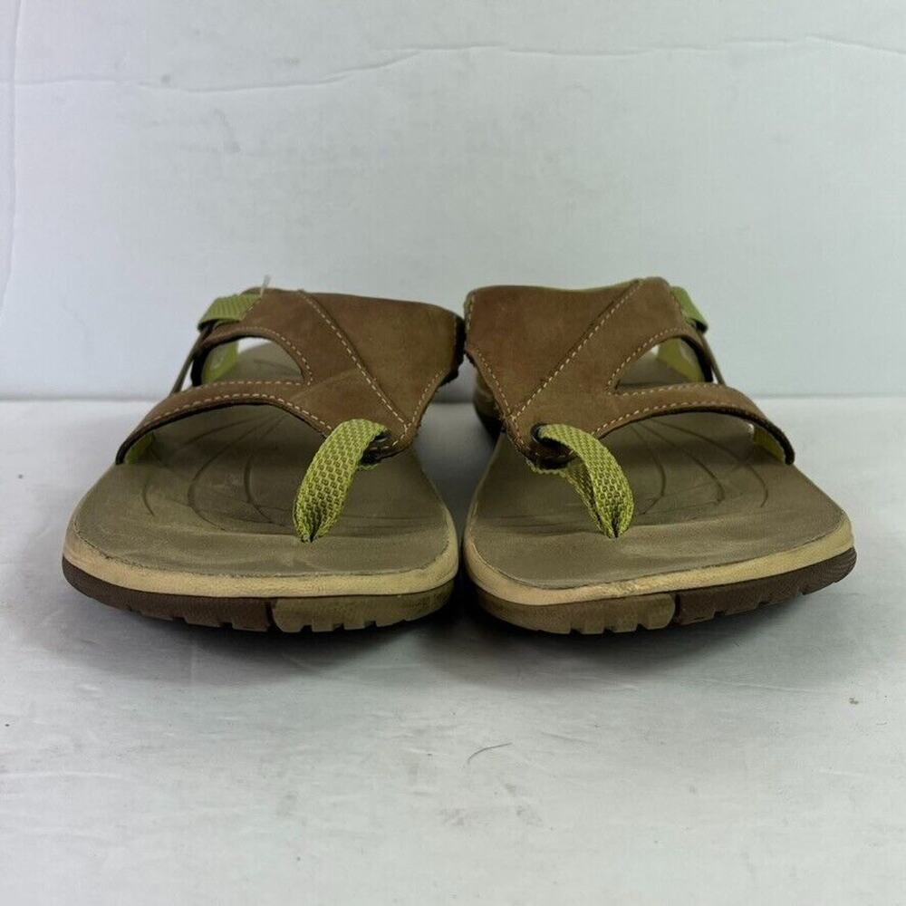 Merrell Women's Brown and Green Leather Thong Sandals - Picture 5 of 11